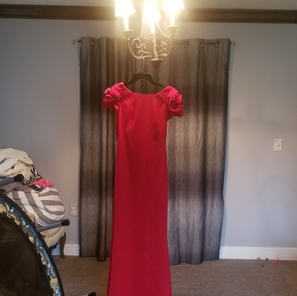 Js Collections Long Elegant Red Dress Size 6 - Picture 2 of 3